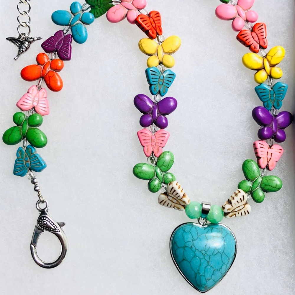 BUTTERFLY CELEBRATION HEART Necklace Handmade & New, Stone, Silver, Hummingbird